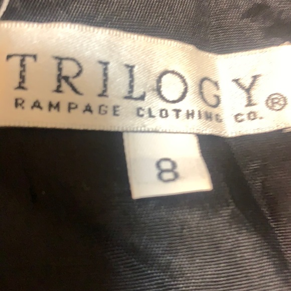 TRILOGY RAMPAGE CLOTHING CO. SZ 8 GRAY DRESS SZ 8. - Picture 4 of 11